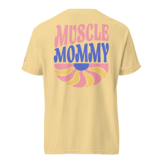 Muscle Mommy Retro Pump Cover T-Shirt (More Colors)